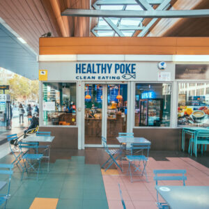Healthy Poke Restaurante Plaza Castilla Fachada del restaurante Healthy Poke en Plaza Castilla