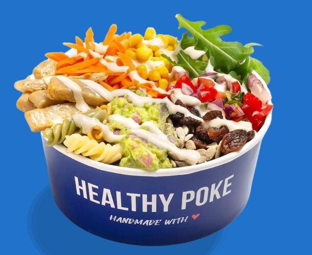 combinación healthy con rúcula y proteína fresca
