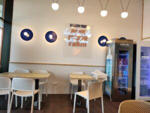 Interior del restaurante Healthy Poke en Calle Secretario Padilla, Las Palmas